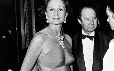 Jacqueline de Ribes, Tastemaker and Fashion Avatar, Dies at 96